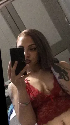 OnlyFans cuenta geniee2052 avatar 1