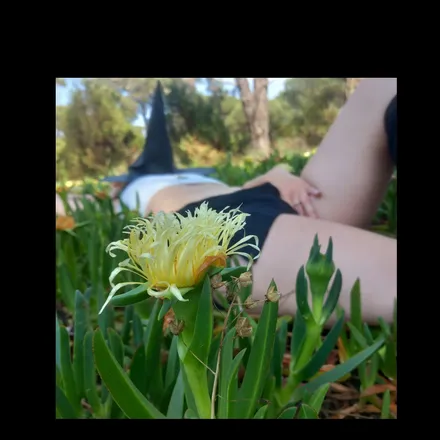 OnlyFans cuenta hotwitch18 header 2