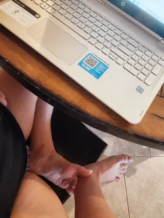 OnlyFans cuenta laci2.4 header 2