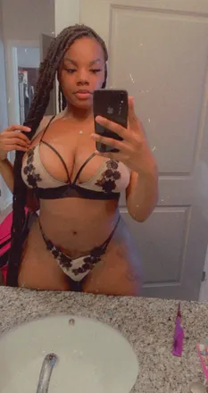 OnlyFans cuenta tierrawaterfall header 2