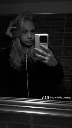 OnlyFans cuenta cherrydanix avatar 1