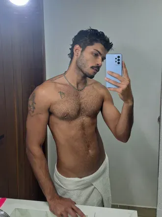 OnlyFans cuenta gustahotguy avatar 1