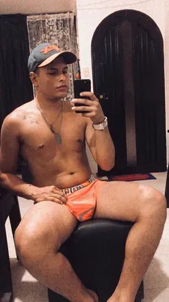 OnlyFans account  manuelct header 2