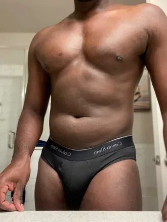 OnlyFans cuenta foreignchocolate avatar 1