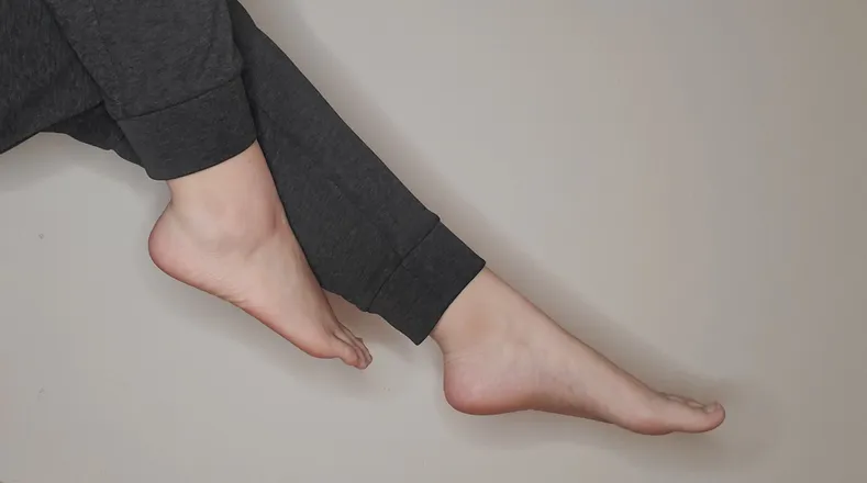 OnlyFans cuenta thefeetbook header 2