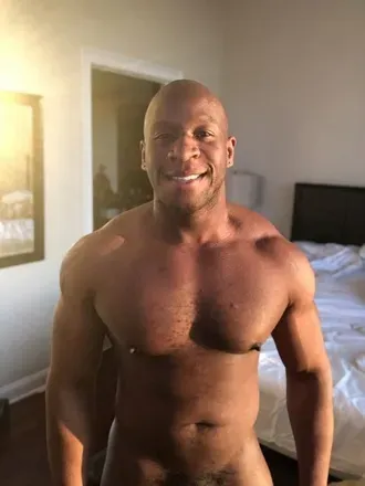OnlyFans account  wreckingbullatl avatar 1
