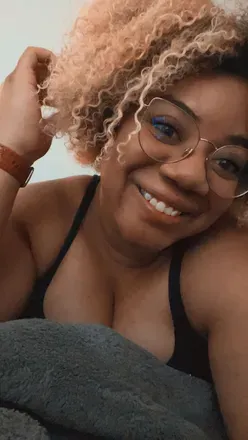 OnlyFans cuenta queennovahoneyfree avatar 1