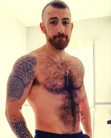 OnlyFans of portuguese_hairy_kinky