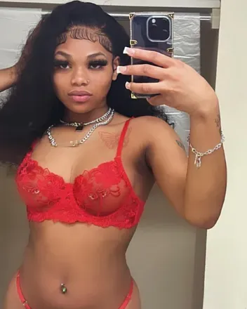 OnlyFans account  freakypluto avatar 1