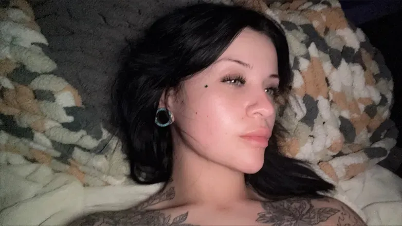 OnlyFans cuenta bar0queb1tch avatar 1