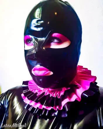 OnlyFans cuenta latexaltgurl avatar 1