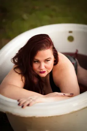 OnlyFans cuenta thickthighsmae avatar 1