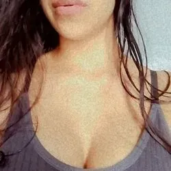OnlyFans cuenta spicylatina32 avatar 1