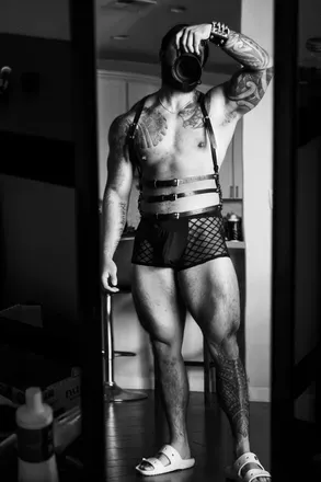 OnlyFans cuenta daddythighs11 avatar 1