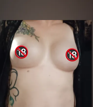 OnlyFans cuenta taylormounds69 header 2