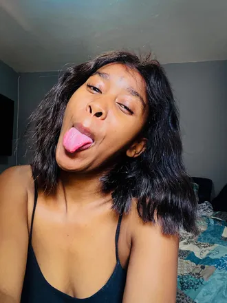 OnlyFans cuenta u212317979 header 2