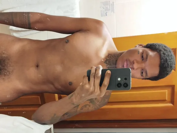 OnlyFans cuenta deni20cm header 2