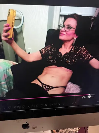 OnlyFans cuenta jucy_apple header 2