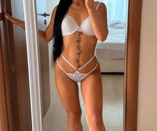 OnlyFans cuenta itsnylanoir header 2