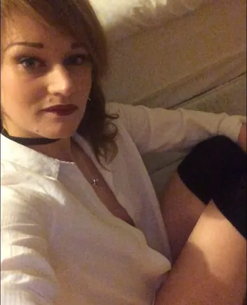 OnlyFans cuenta outdoorgirladventures header 2