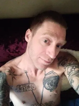 OnlyFans cuenta u102797963 header 1