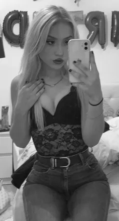 OnlyFans cuenta annanovaa header 2