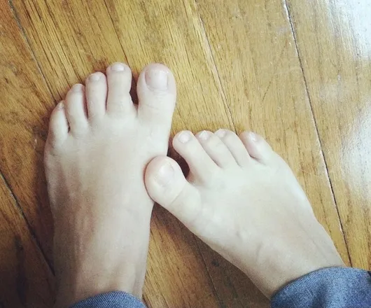 OnlyFans cuenta sexy_happy_feet header 2