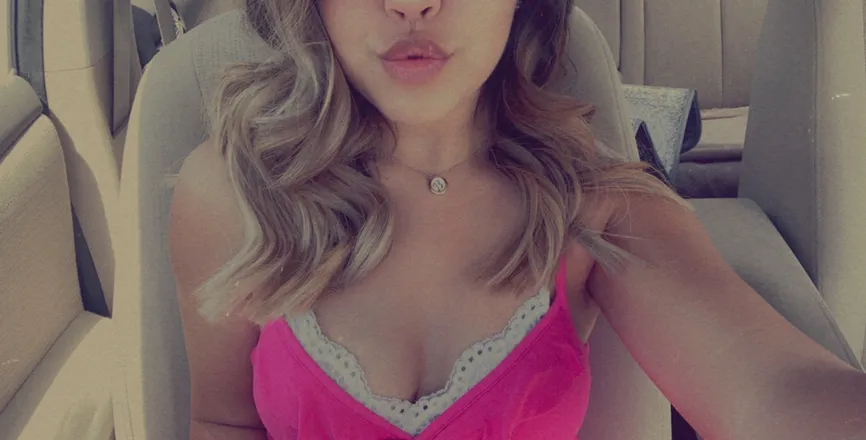 OnlyFans cuenta imsorrybriwho header 2