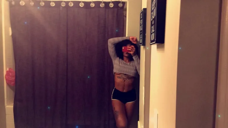OnlyFans cuenta noelle_98 header 2