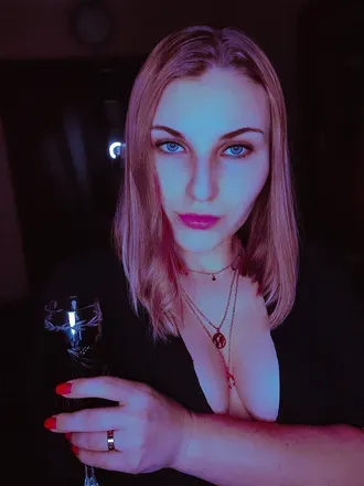 OnlyFans cuenta viktoriya98 header 2
