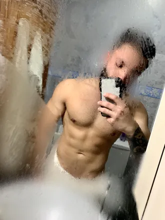 OnlyFans cuenta fitboy22 header 2