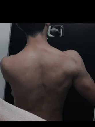 OnlyFans cuenta bloody_loop header 2