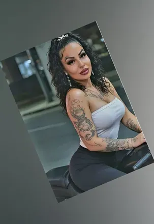 OnlyFans account  tattooaryanna30 avatar 1