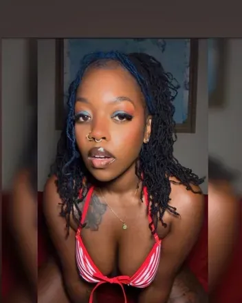 OnlyFans of bleu_slurpeee