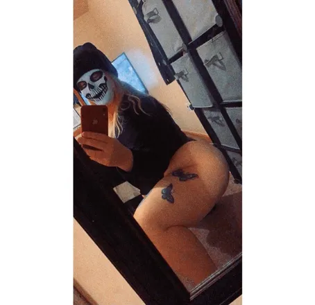 OnlyFans cuenta nicole02031994 header 2