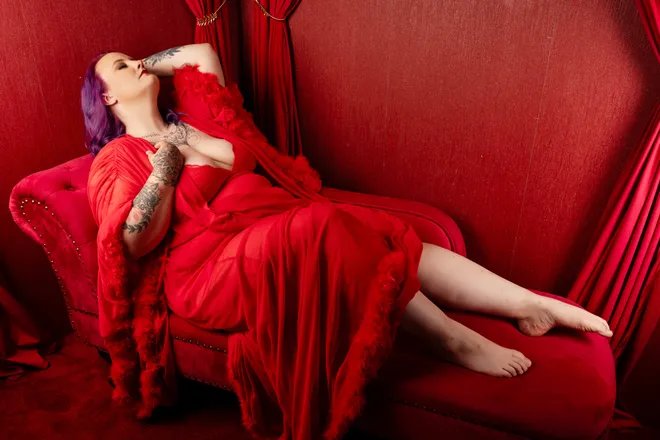 OnlyFans cuenta tiffanycath1 header 2
