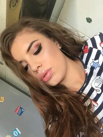 OnlyFans cuenta u153710509 header 2