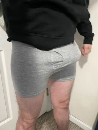 OnlyFans account  thehungsub avatar 1