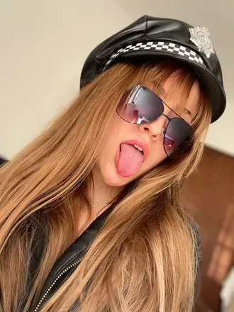 OnlyFans account  step.y avatar 1