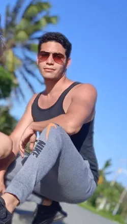 OnlyFans cuenta wolfeyes2193 header 2