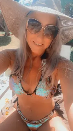 OnlyFans account  welshgals1234 avatar 1