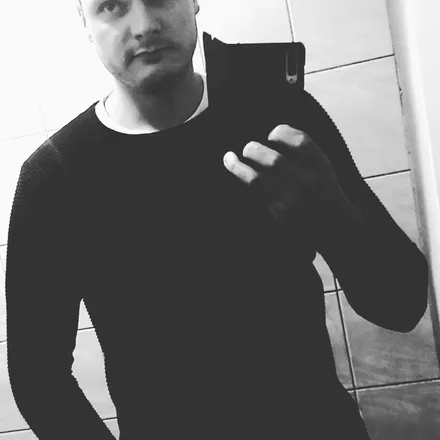 OnlyFans cuenta robi_25 header 2
