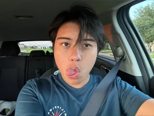 OnlyFans of darkdesirepinoy