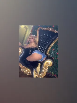 OnlyFans account  barbiewant2play header 2