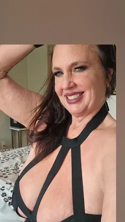 OnlyFans cuenta cougarnikky avatar 1