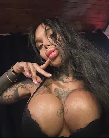 OnlyFans of hannaximena
