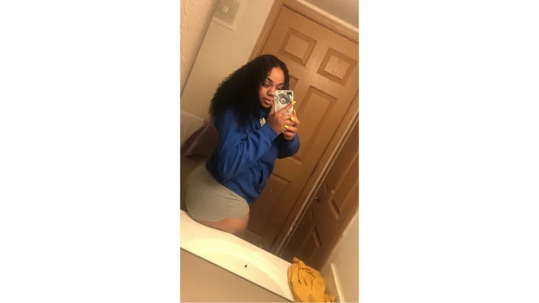 OnlyFans cuenta honeykhaliya header 2