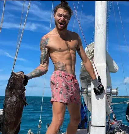 OnlyFans cuenta capt.sparrow avatar 1