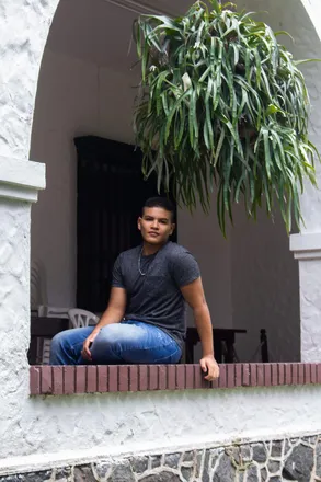OnlyFans account  santiagoespino header 2