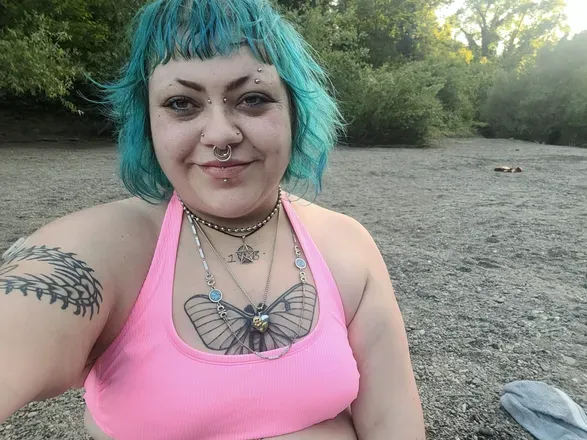 OnlyFans account  punkbrat avatar 1